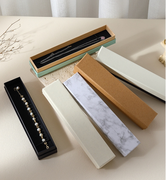 Elegant Long Jewelry Box for Watches, Bracelets and Necklaces - 图片 3
