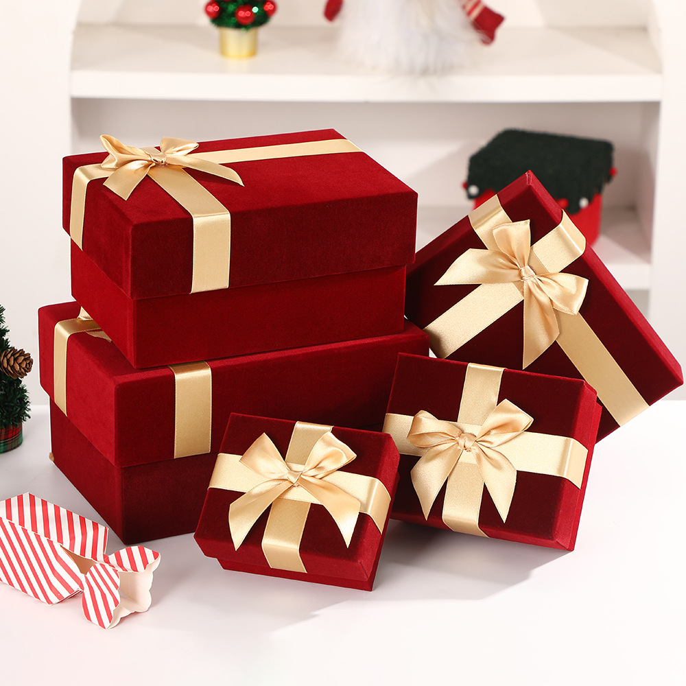 Luxury Red Velvet Gift Boxes with Gold Ribbon, Premium Holiday Floral Packaging Wholesale