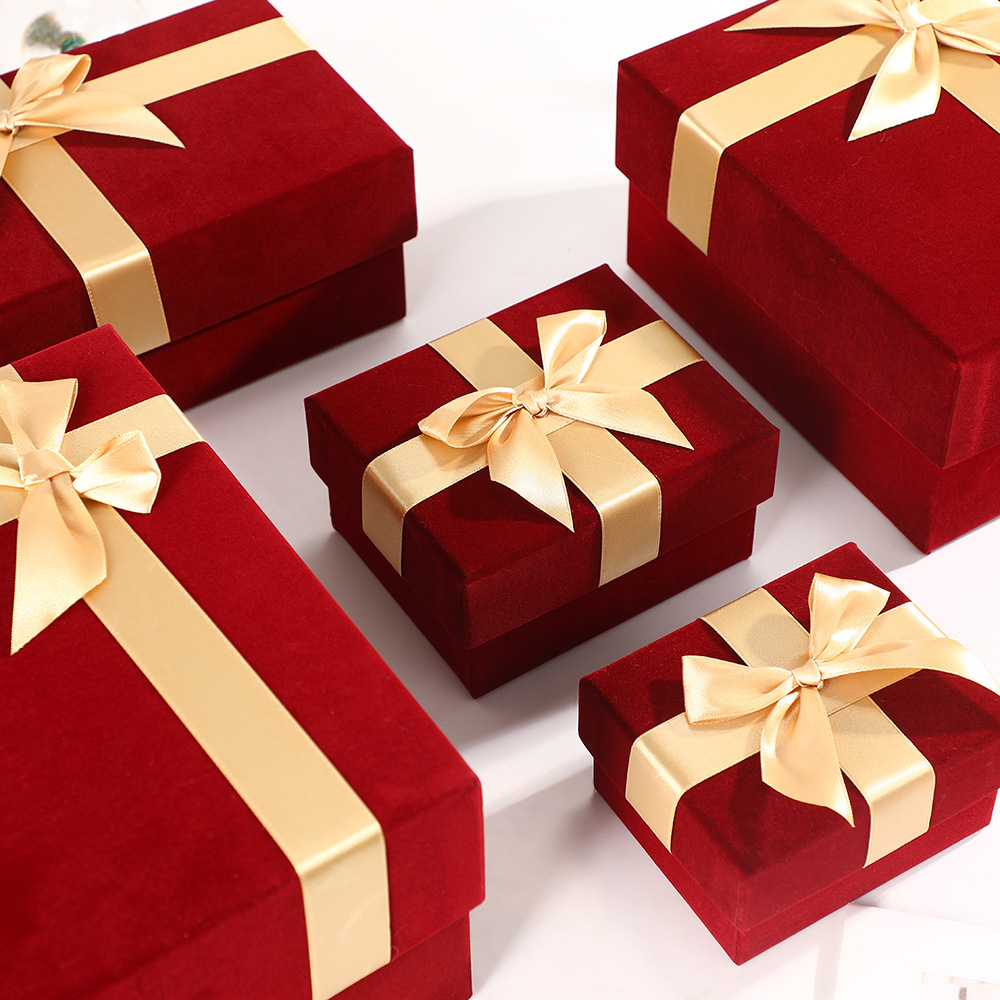 Luxury Red Velvet Gift Boxes with Gold Ribbon, Premium Holiday Floral Packaging Wholesale